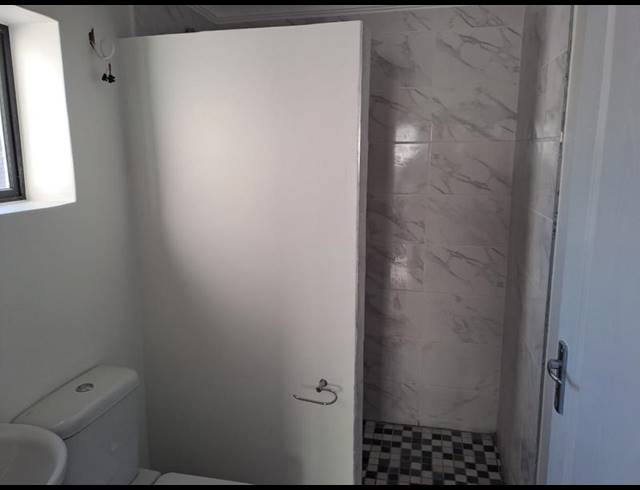 BUSINESS PROPERTY TO RENT IN GEORGE CENTRAL